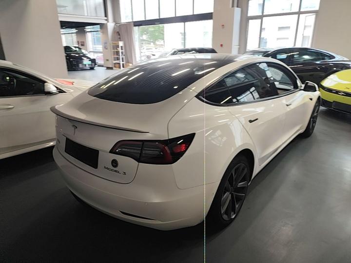 Model 3 2021 Standard Range RWD Upgraded photo 4
