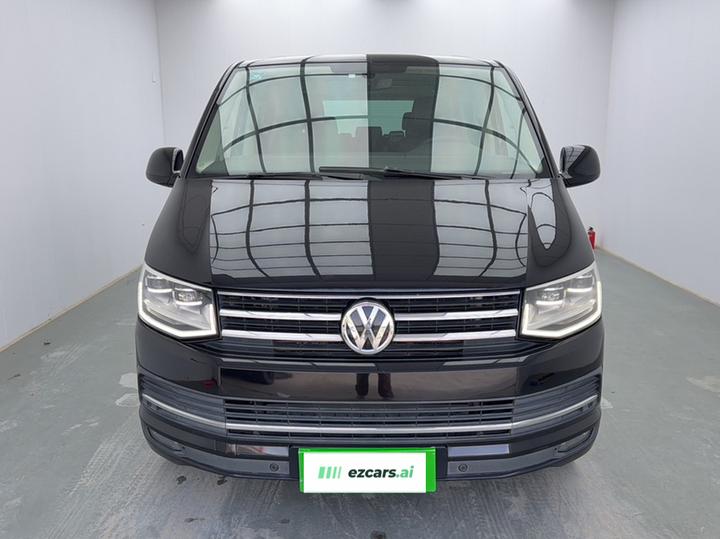 2017 2.0TSI RWD Luxury 7-Seater photo 3