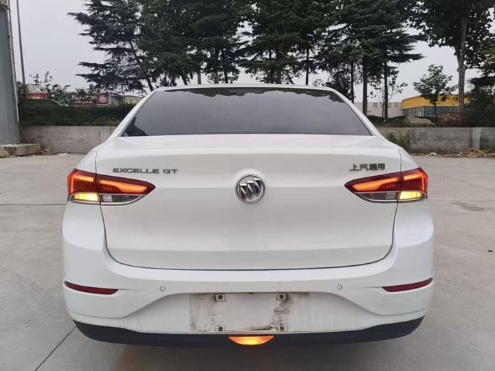 Excelle 2021 Facelift Classic 1.5L AT Progressive photo 5