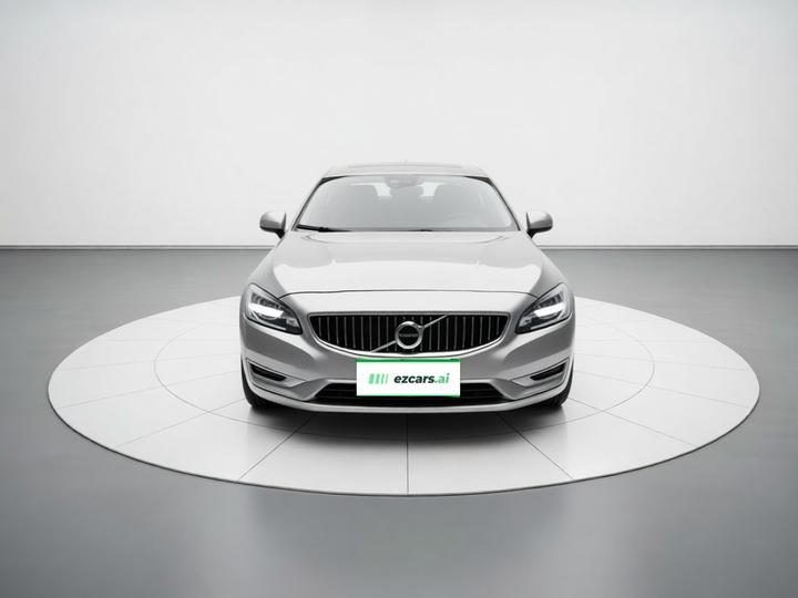 S60 2019 S60L Facelift T5 Advanced photo 2