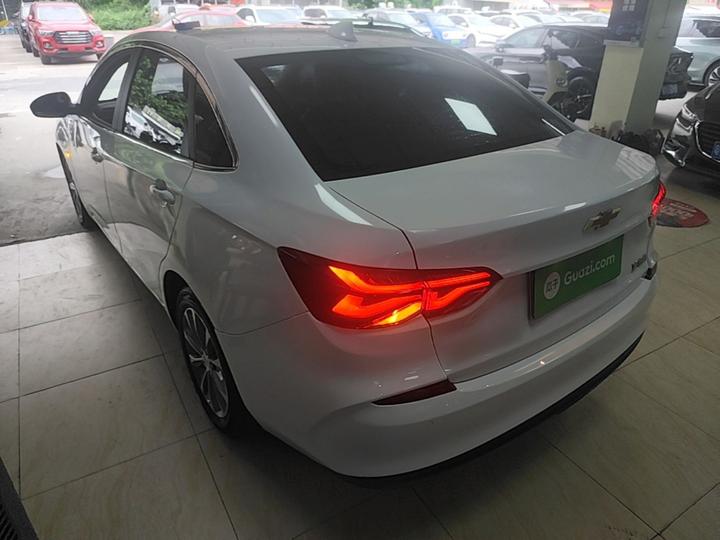 Cruze 2020 320 AT photo 4