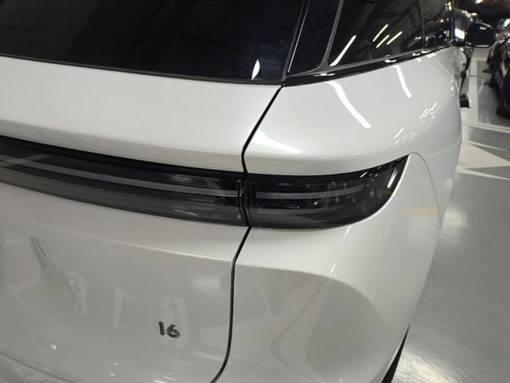 Li Auto i6 2025 AWD Standard photo 7