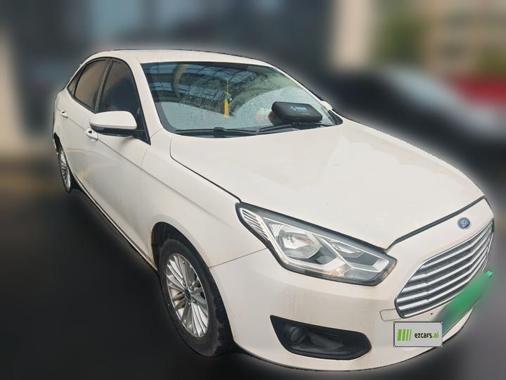 Escort 2015 1.5L AT Comfort photo 3