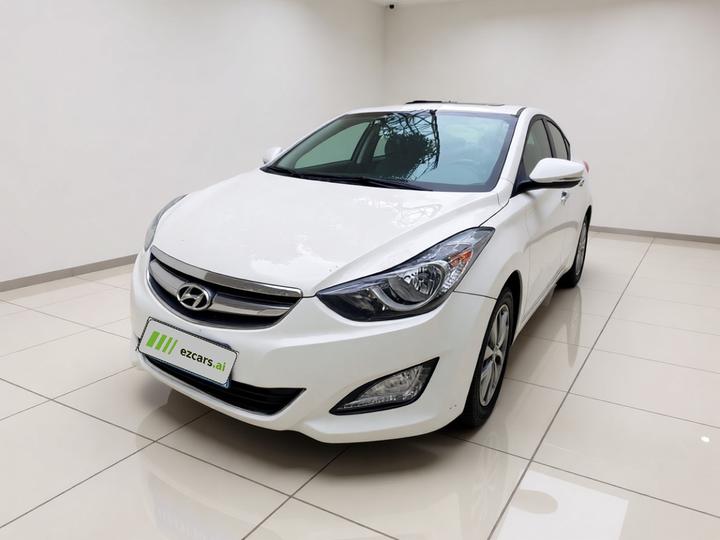 Elantra 2015 1.6L MT Leading