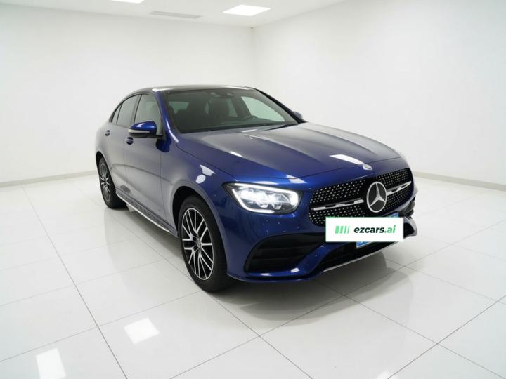 GLC Coupe 2020 GLC 300 4MATIC Coupe SUV photo 3
