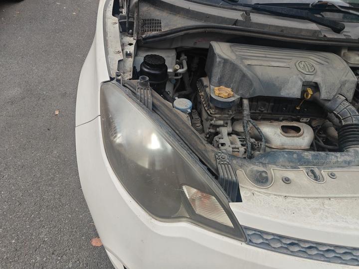 3 2013 1.5L AMT Elite photo 7