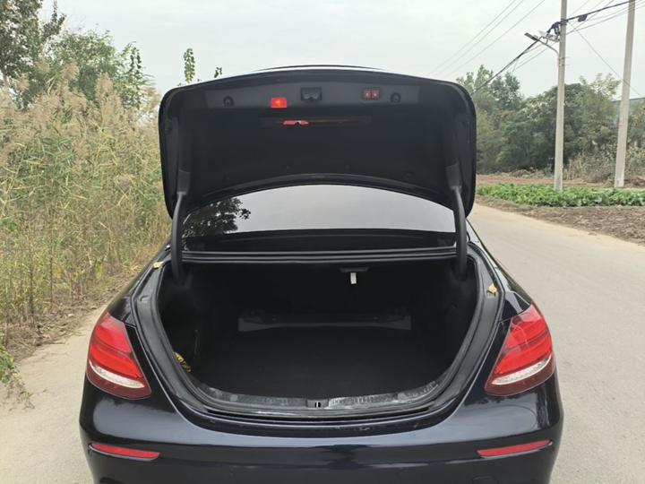 E-Class Imported 2019 E 200 Sport photo 8
