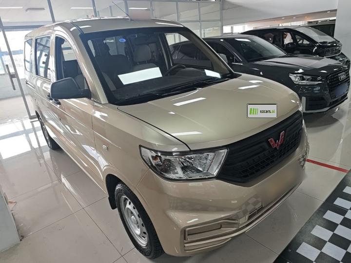 Wuling Hongguang V 2022 1.5L LAR photo 3
