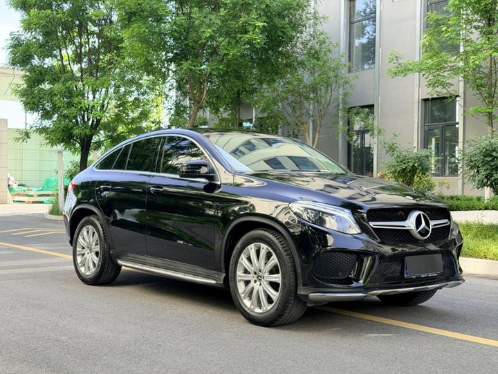 GLE Coupe 2018 GLE 320 4MATIC Coupe SUV photo 3