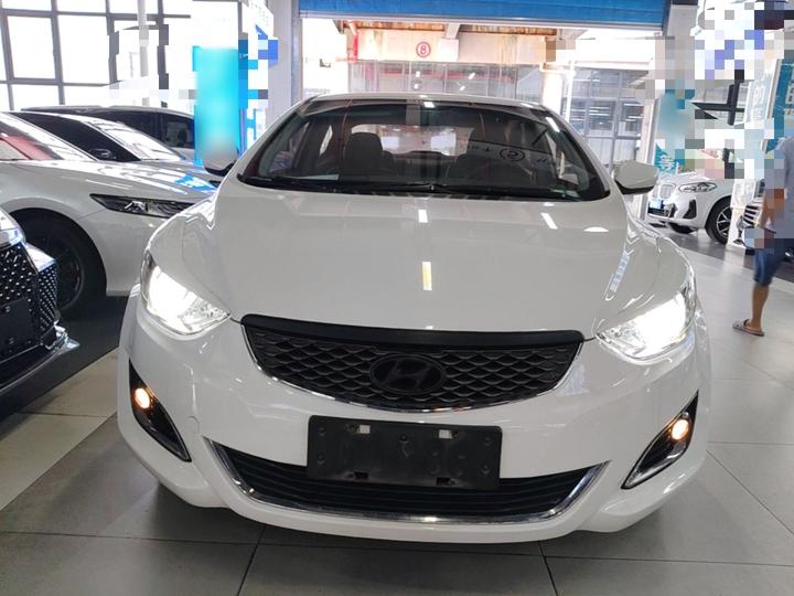 Elantra 2016 1.6L AT Smart photo 2