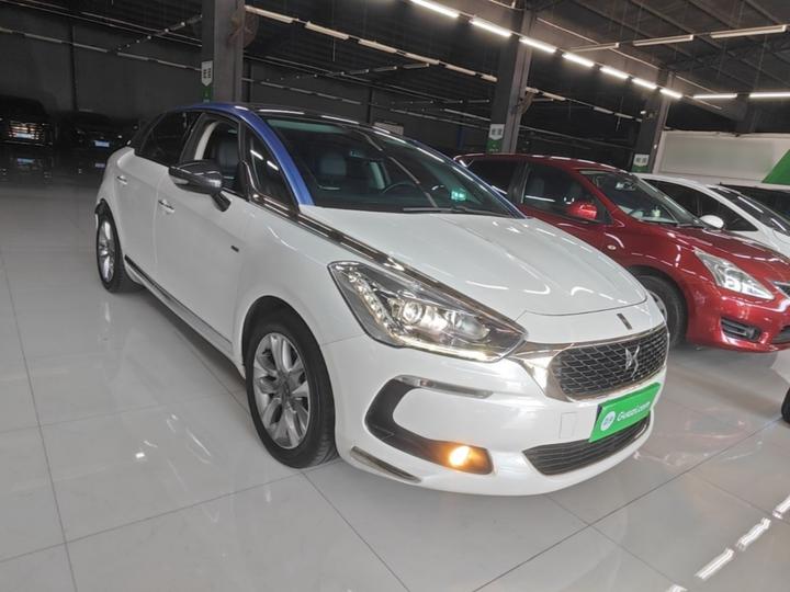 5 2015 1.6T Luxury THP160 photo 3