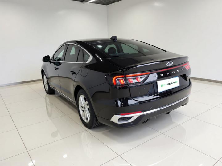 Mondeo 2023 EcoBoost 180 photo 4