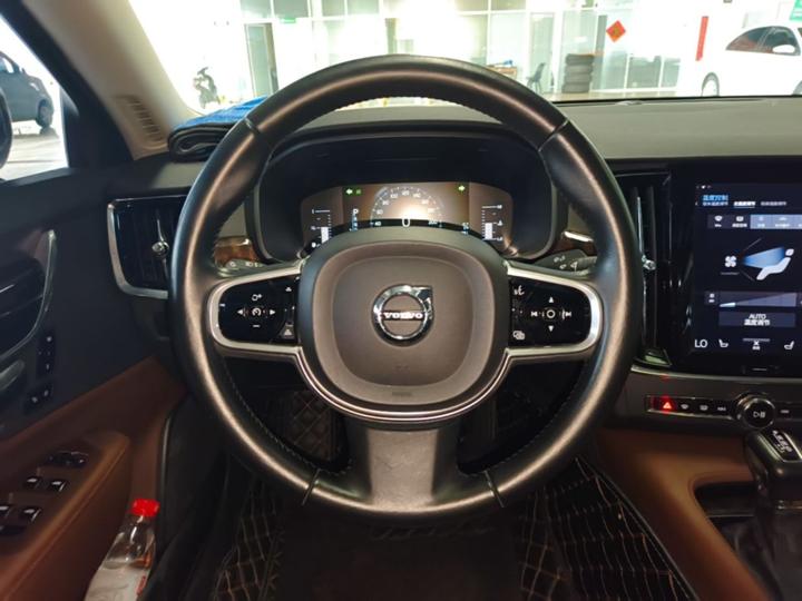 S90 2017 T5 photo 6