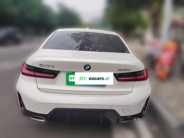 3 Series 2023 320Li M Sport Package photo 3