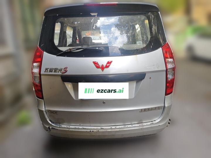 Wuling Hongguang 2014 1.2L Base IV photo 5