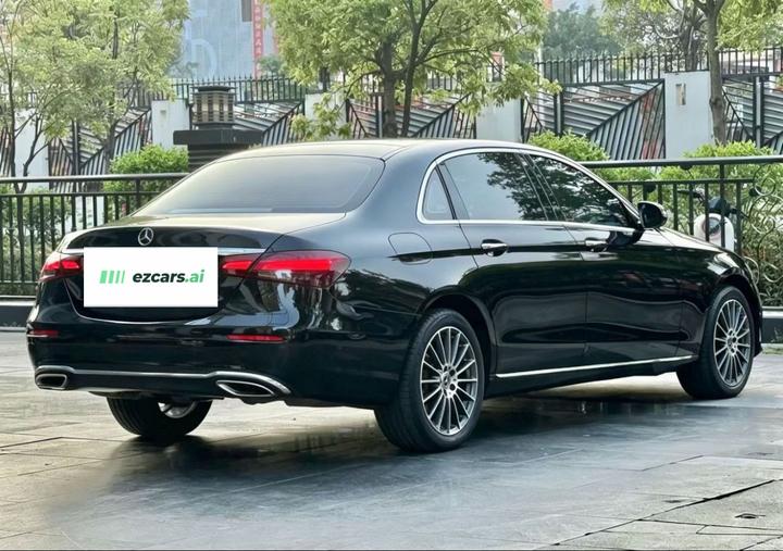 E-Class 2023 Facelift E 260 L photo 4