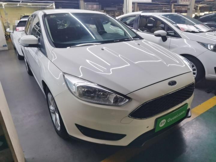 Focus 2018 Hatchback Classic 1.6L AT Comfort photo 3