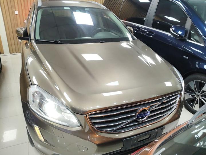 XC60 2015 T5 photo 2