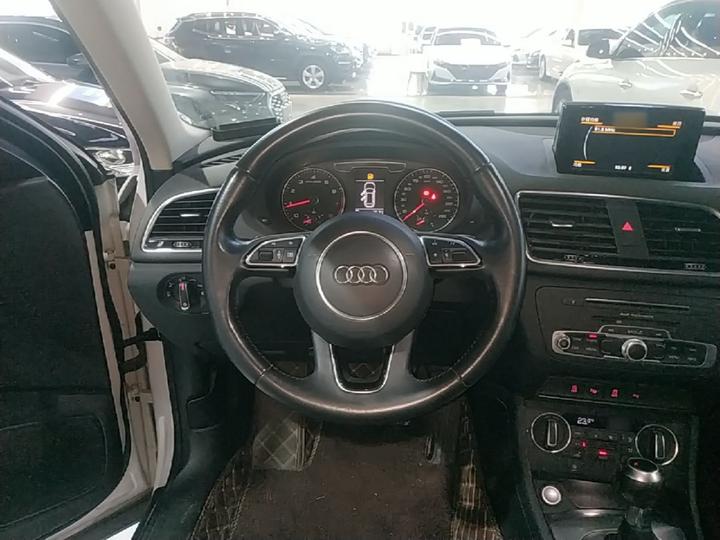 Q3 2017 35 TFSI photo 6