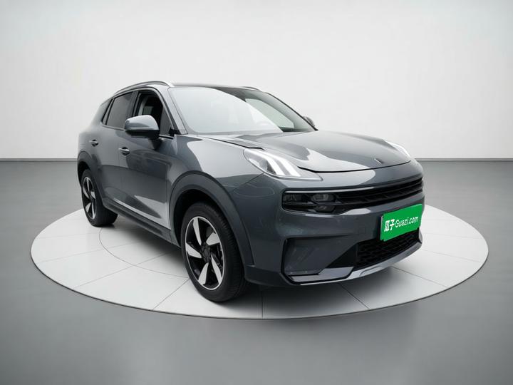 06 EM-P 2020 PHEV Plus photo 3
