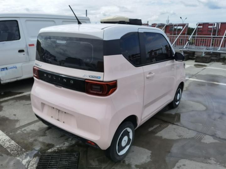 Hongguang MINIEV 2020 NCM photo 4