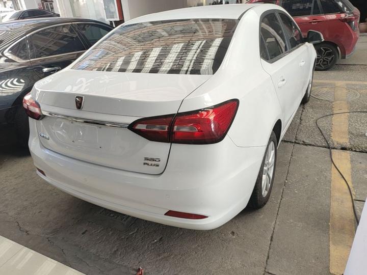 360 2018 PLUS 1.5L AT Exclusive photo 6