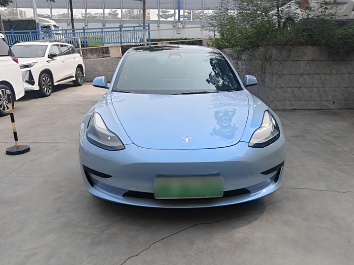 Model 3 2022 RWD photo 2