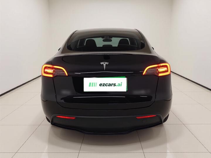 Model Y 2022 RWD photo 5