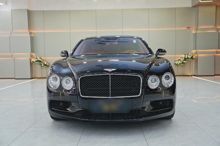 Flying Spur Parallel Import photo 4