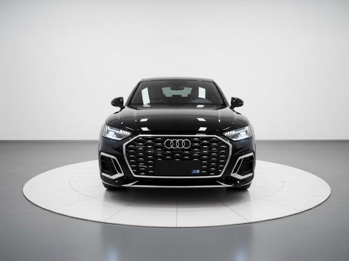 Q5L Sportback 2022 45 TFSI Luxury photo 2