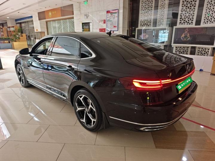 Passat 2025 380TSI photo 4
