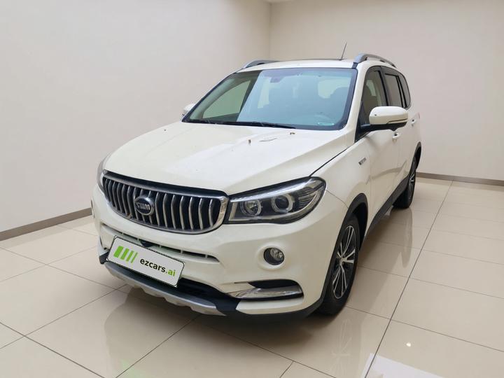 SWM X7 2020 2.0L MT Champion 7-Seater