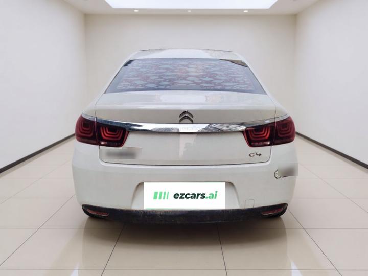 C4 2018 1.6L MT Comfort photo 3