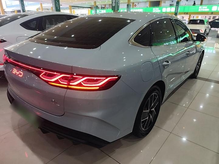 Qin L 2024 DM-i 80KM photo 4