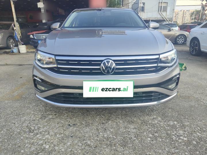 Bora 2023 200TSI DSG photo 2