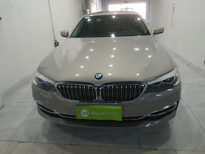 5 Series 2018 530Li xDrive Luxury photo 2