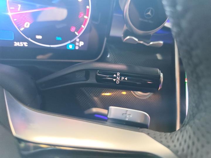 C-Class 2025 C 260 L Sport photo 5