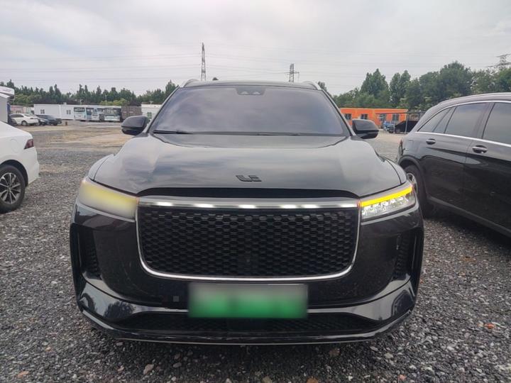 Li Auto ONE 2020 EREV 6-Seater photo 2