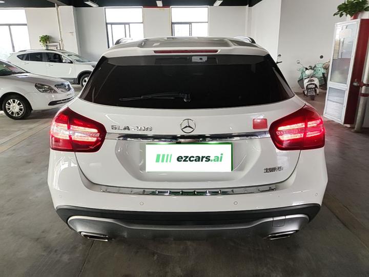 GLA 2017 GLA 200 Dynamic photo 5