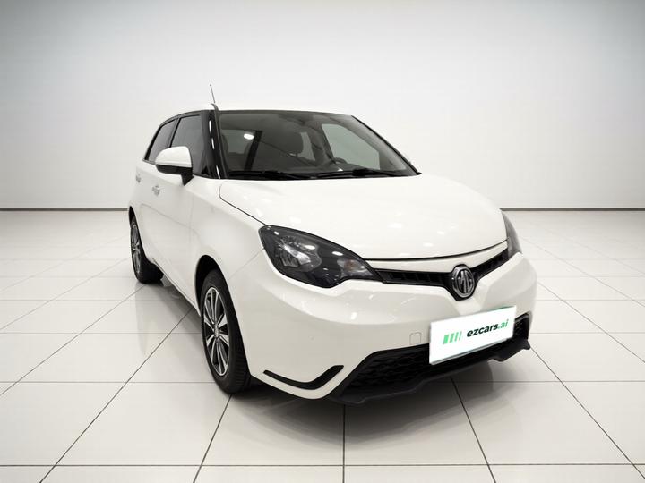 3 2016 1.3L AMT Comfort photo 3