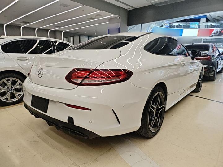 C-Class Imported 2023 C 260 Coupe photo 6