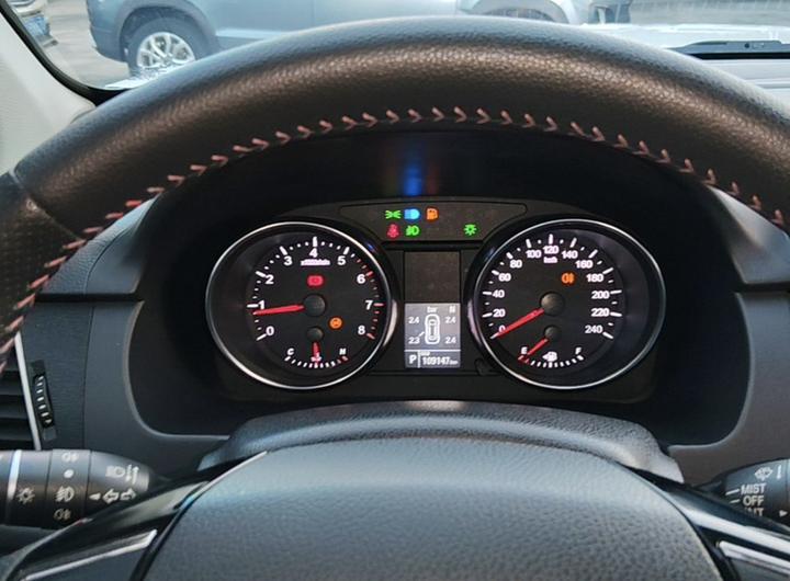 M6 2019 1.5T DCT RWD Elite China VI photo 2