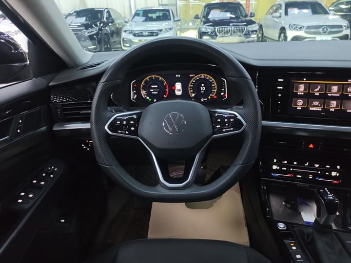 Passat 2024 330TSI Elite photo 3
