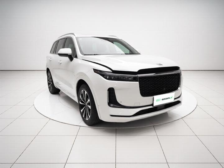 Li Auto ONE 2020 EREV 6-Seater photo 3