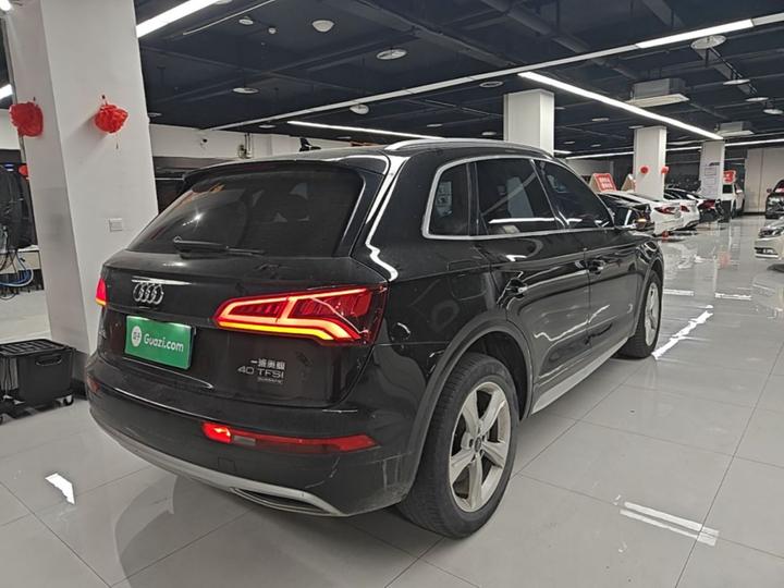 Q5L 2020 Facelift 40 TFSI Progressive photo 4