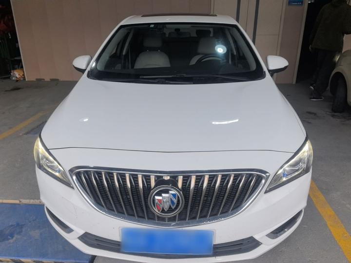 Verano 2017 Sedan 15S AT Progressive photo 2