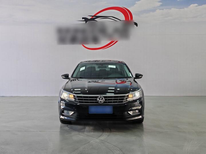 Passat 2017 330TSI DSG photo 2