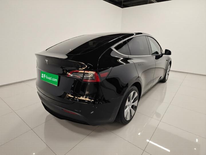 Model Y 2022 Facelift RWD photo 6