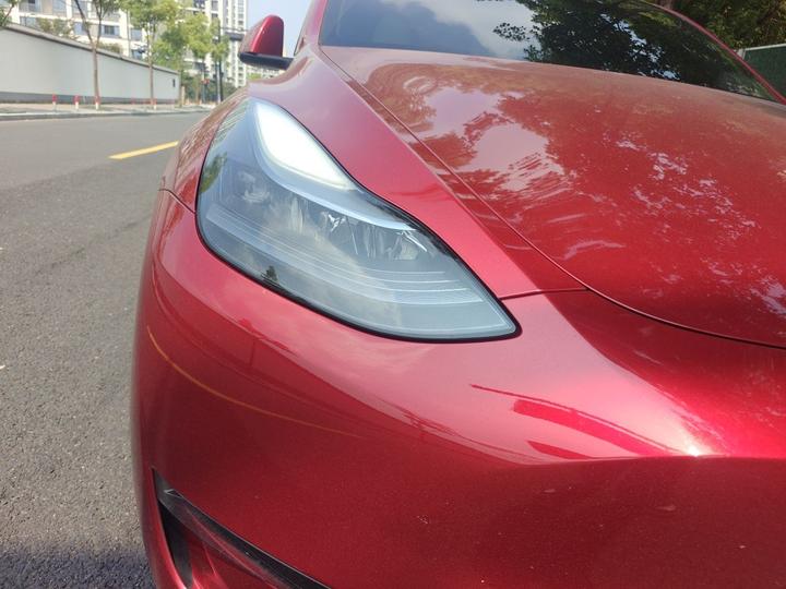 Model Y 2024 Long Range AWD photo 7