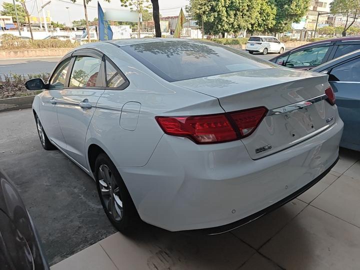 Emgrand GL 2020 1.4T CVT photo 4